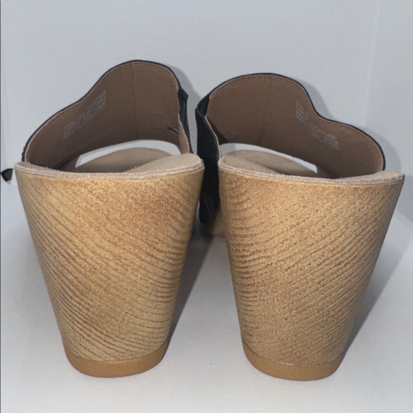 Dansko Tandi Block Heel Sandals Peep Toe Black Leather Women’s EU 42 US 11.5-12 - Picture 8 of 13